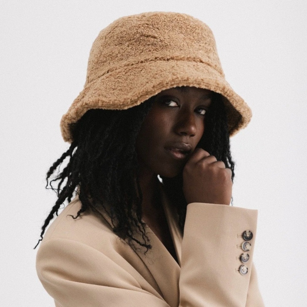 NWT GIGI PIP Coastal Cowgirl Jackson Sherpa Bucket Hat in Camel Boho Western